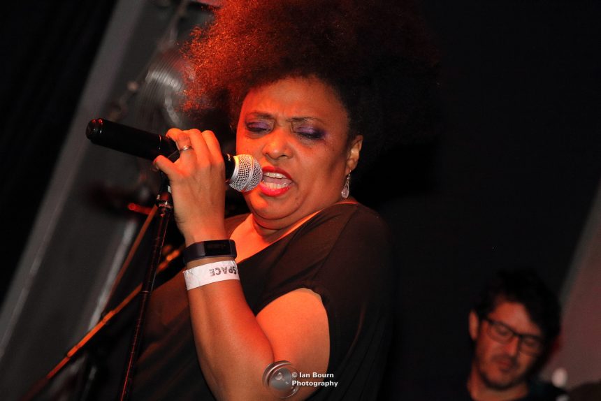 The BellRays: Photo by Ian Bourn for Scene Sussex.