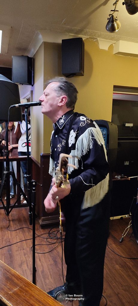 The Campden Cat: photo by Ian Bourn for Scene Sussex