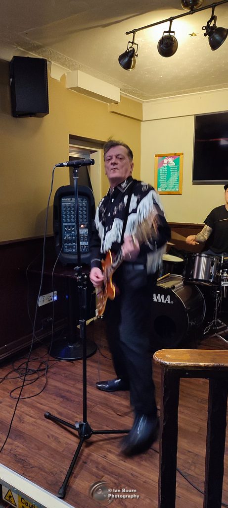 The Campden Cat: photo by Ian Bourn for Scene Sussex