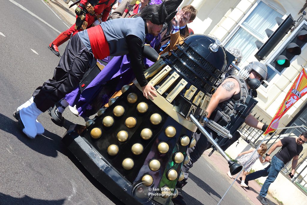 Rotary Parade: photo by Ian Bourn for Scene Sussex