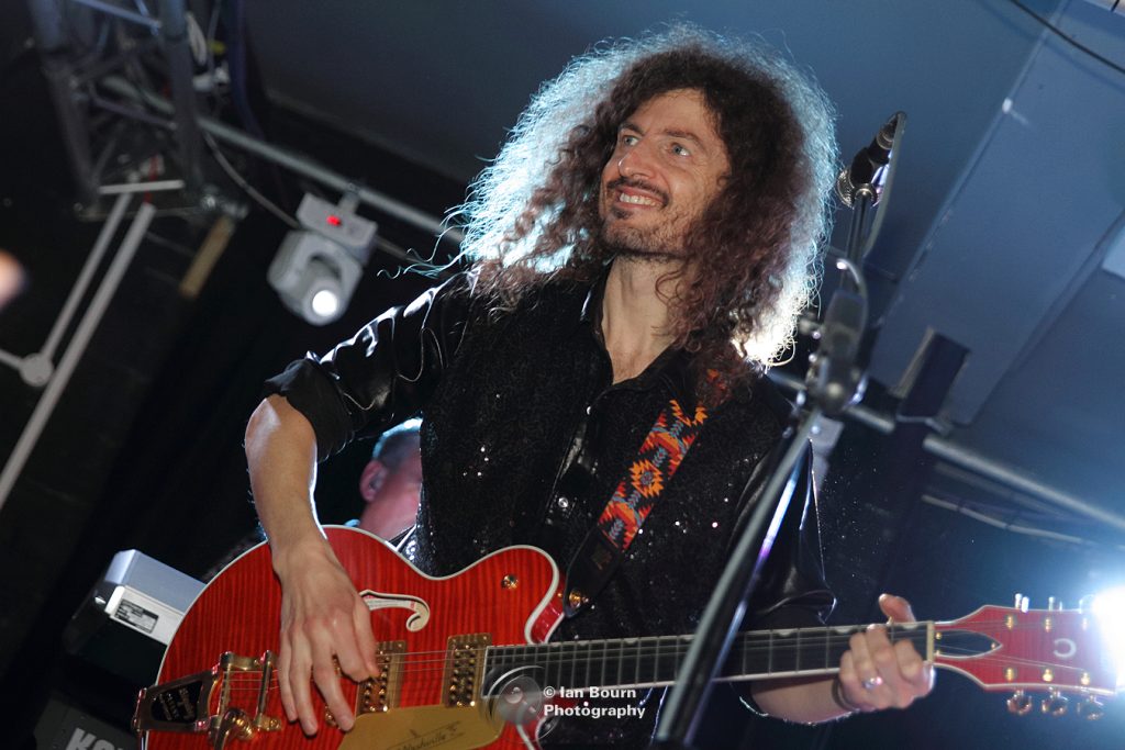Carol Decker and T'Pau - photo by Ian Bourn for Scene Sussex