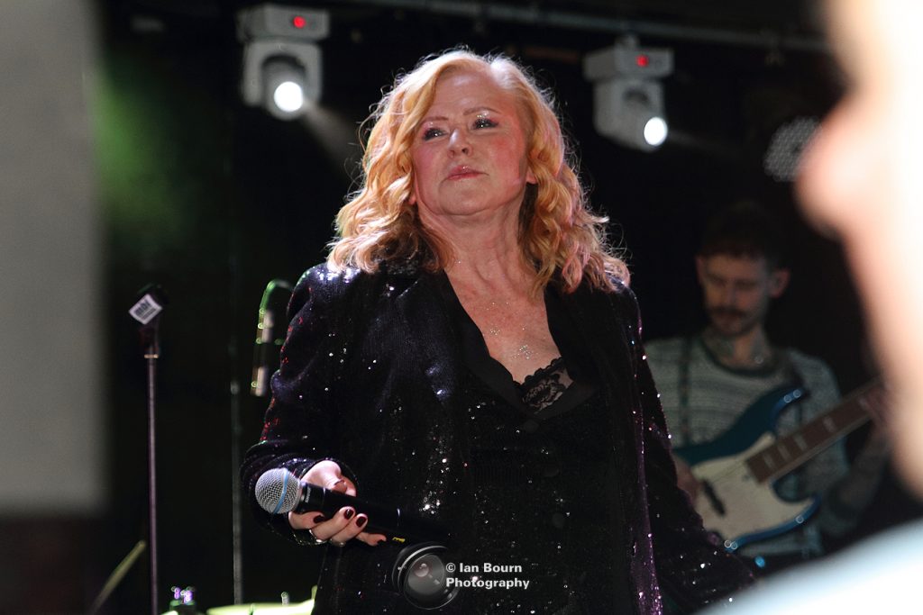 Carol Decker and T'Pau - photo by Ian Bourn for Scene Sussex