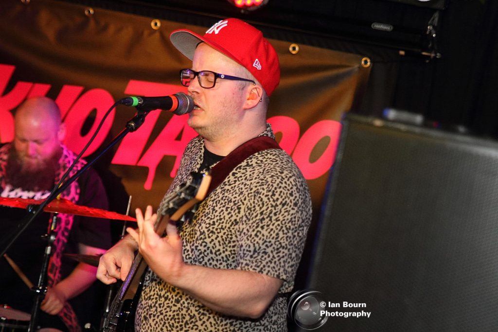 Joanna and The Dropouts - photo by Ian Bourn for Scene Sussex