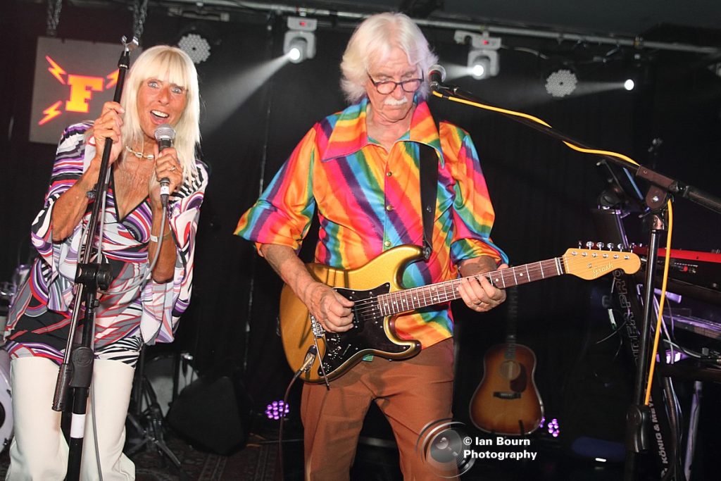 The Big Yellow Taxi: photo by Ian Bourn for Scene Sussex