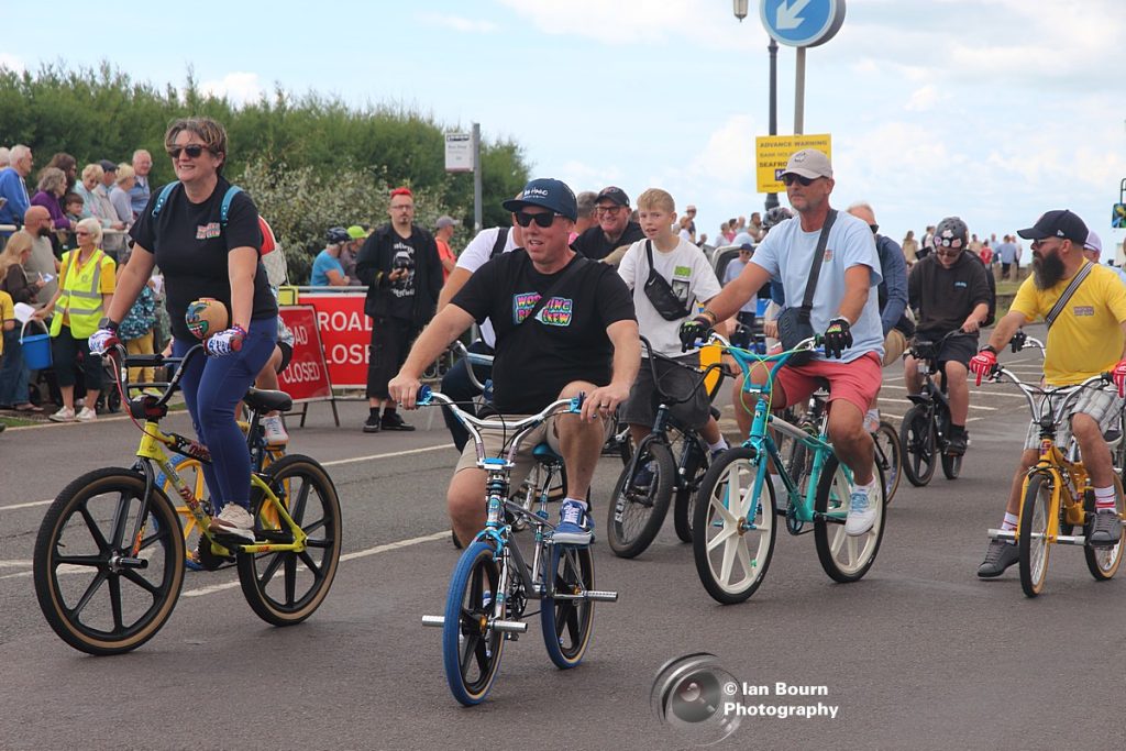 Worthing Parade 2026: photo by Ian Bourn for Scene Sussex.