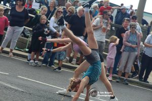Worthing Parade 2026: photo by Ian Bourn for Scene Sussex.