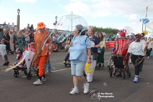 Worthing Parade 2026: photo by Ian Bourn for Scene Sussex.