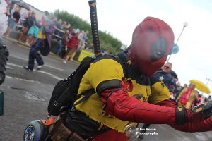 Worthing Parade 2026: photo by Ian Bourn for Scene Sussex.