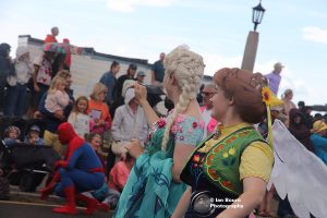 Worthing Parade 2026: photo by Ian Bourn for Scene Sussex.