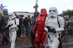 Worthing Parade 2026: photo by Ian Bourn for Scene Sussex.