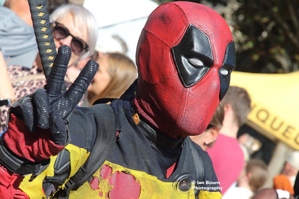 Worthing Parade 2026: photo by Ian Bourn for Scene Sussex.