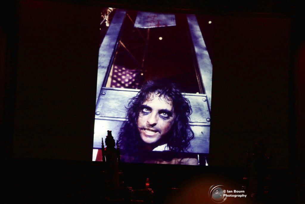 Alice Cooper: Photo by Ian Bourn for Scene Sussex